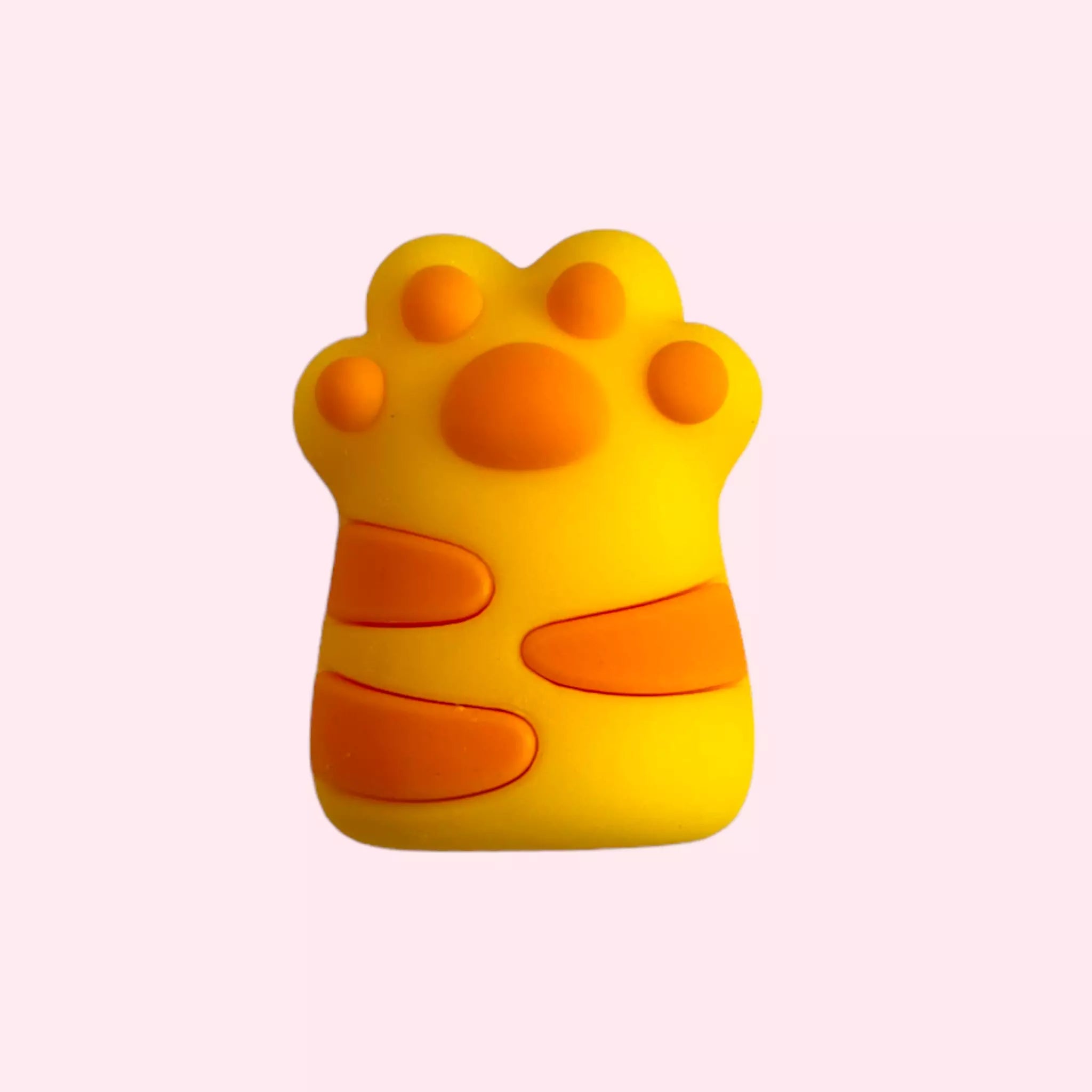 Goma de Michi Orange Cat