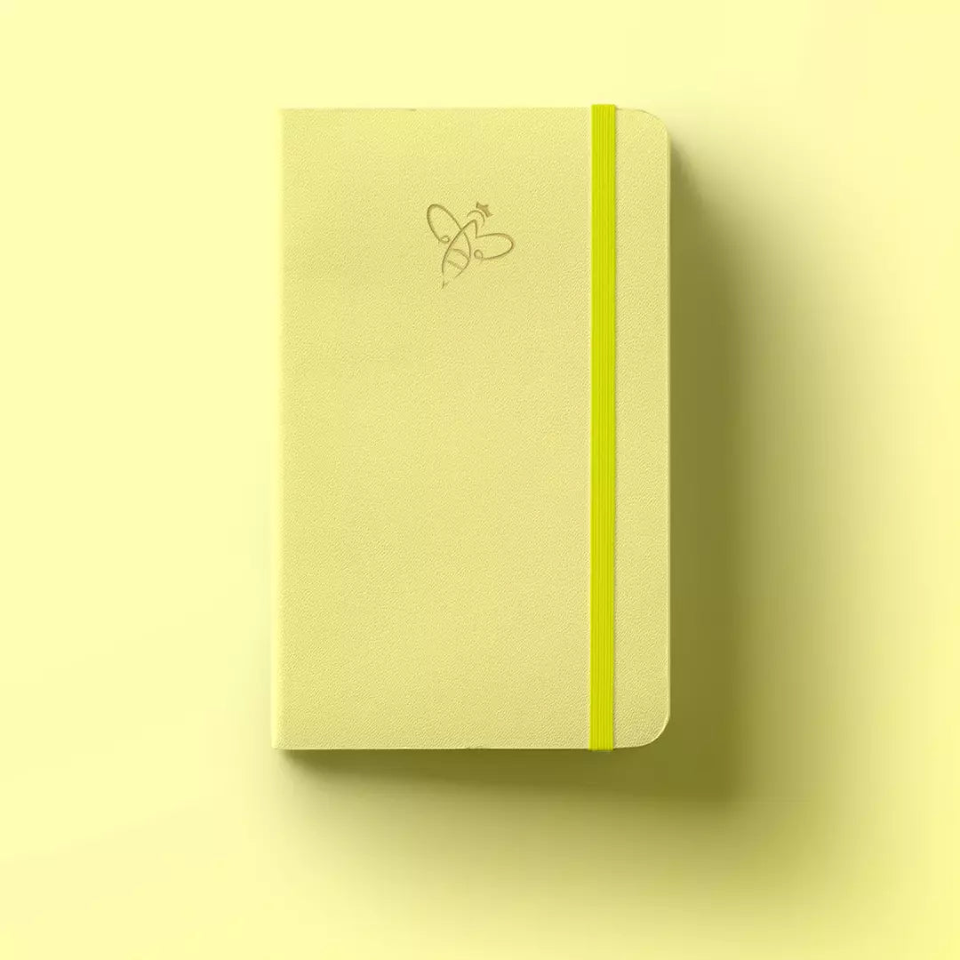 Notebook de puntos A5 Niña de los Plumones